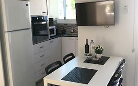 Kousoulis Central Apartment